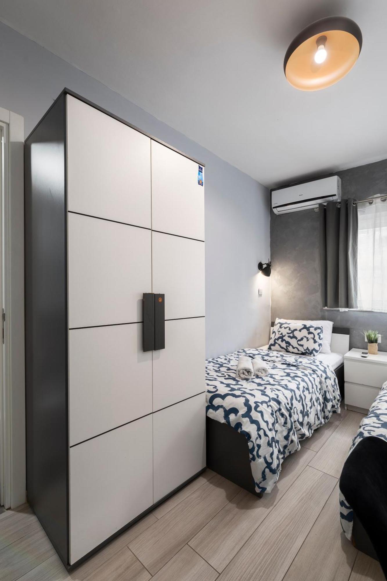 Modern 3 Bedroom & 3 Bathroom Apartment - Near Balluta Bay San Ġiljan Extérieur photo